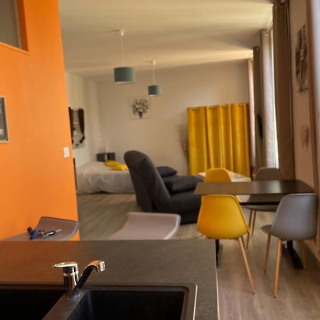 Millau Superbe Studio 35m2 Centre ville calme et Ajouré Extérieur photo